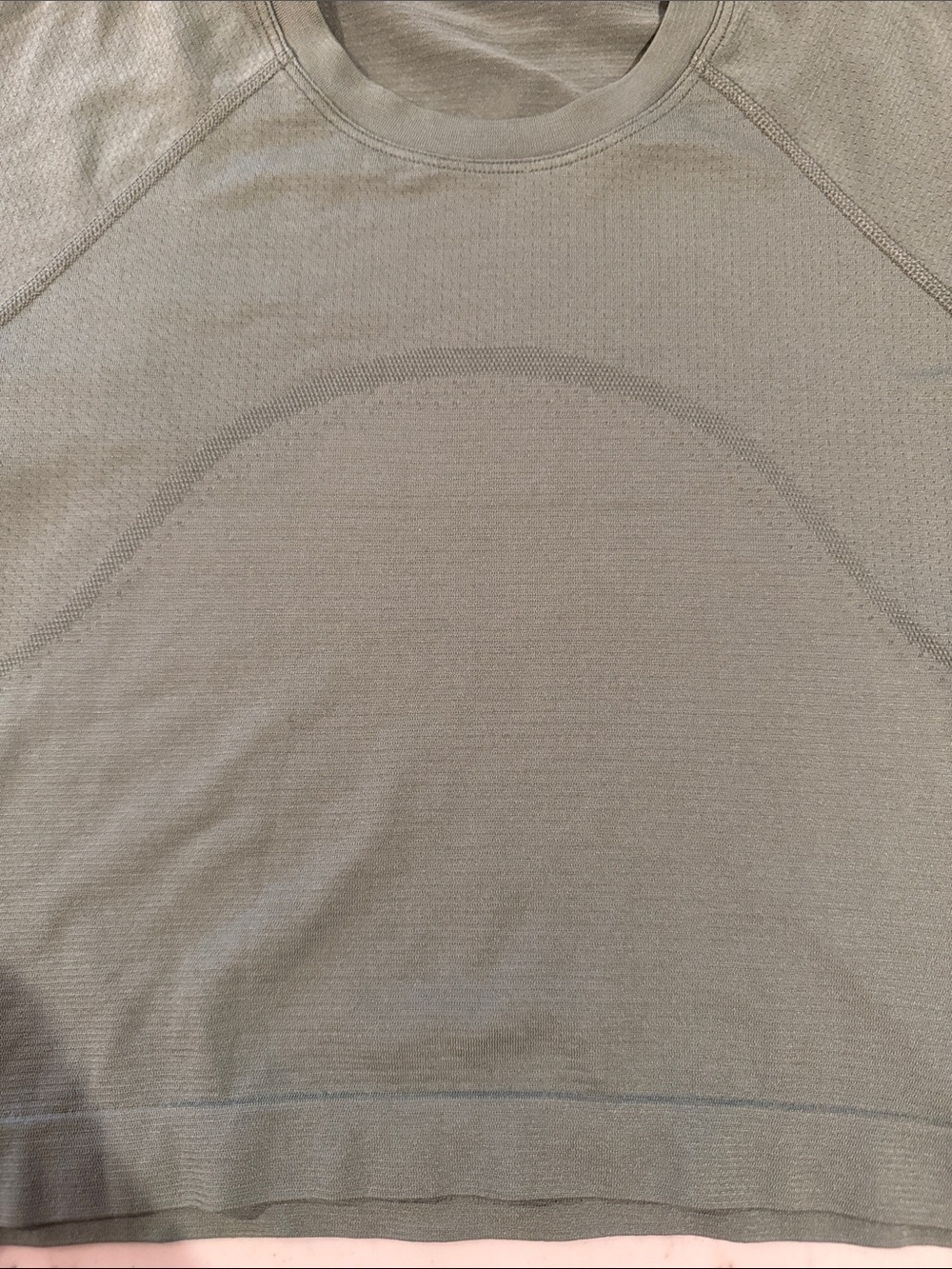 Lululemon Short-Sleeve Crew Neck Top in Sage Green - Picture 2 of 3